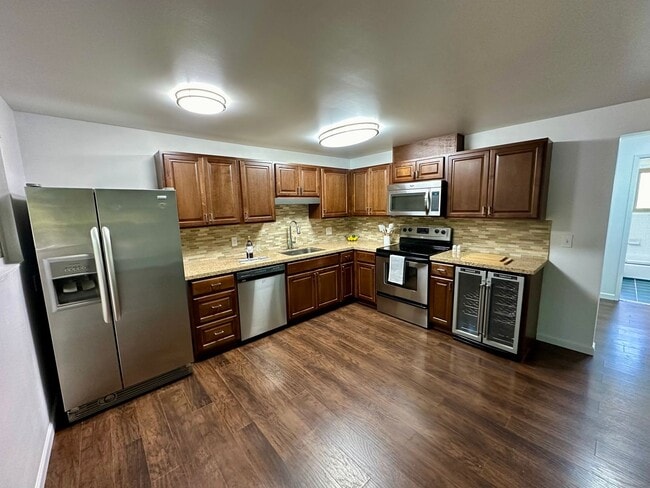 property at 146 22nd Ave E