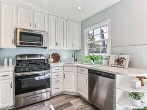 399 N Sunnyvale Ave in Sunnyvale, CA - Building Photo - Building Photo