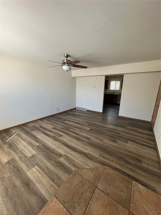 231 Truman Ct in Moscow Mills, MO - Building Photo - Building Photo