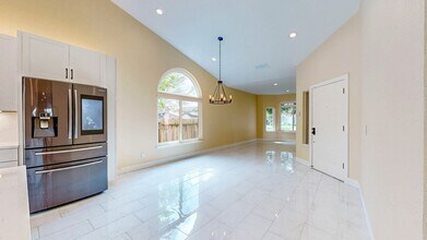 1228 Demeo St in Santa Rosa, CA - Building Photo - Building Photo