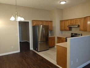 1814 Cedarcrest Ave in Nixa, MO - Building Photo - Building Photo