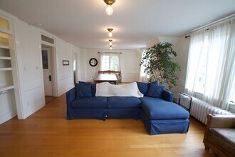 10235 62nd Ave S in Seattle, WA - Building Photo - Building Photo