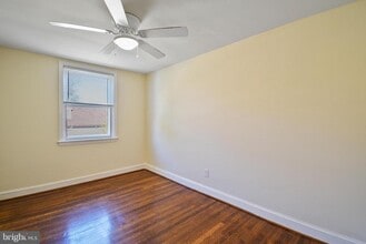 617 Magnolia Ave in Glenolden, PA - Foto de edificio - Building Photo