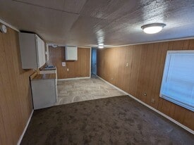 904 Quail Run in Seven Points, TX - Building Photo