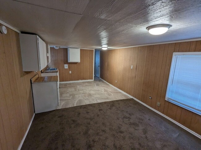 property at 904 Quail Run