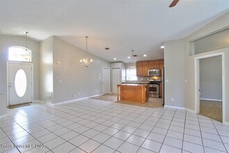 8006 Bracken Ln in Melbourne, FL - Building Photo - Building Photo