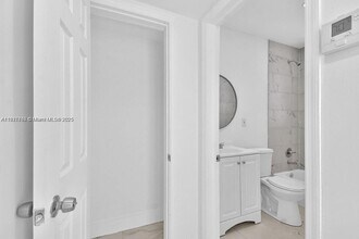 3025 NW 8th Ave in Miami, FL - Foto de edificio - Building Photo