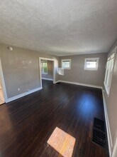 249 Elwyn Ave in Pittsburgh, PA - Building Photo - Building Photo