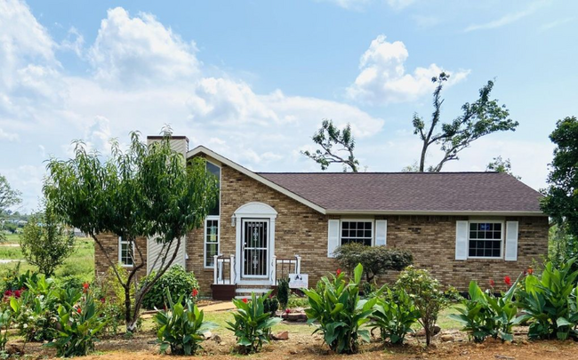 property at 7918 Holly Hills Dr