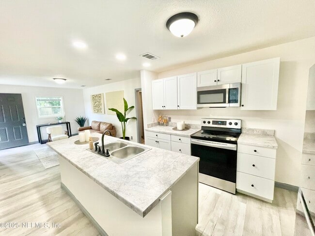 property at 7381 Fernandina Ave