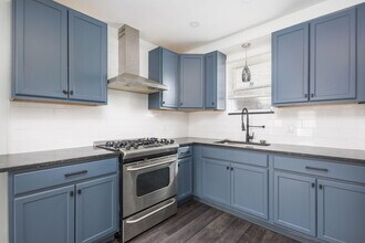 12026 Wayburn St in Detroit, MI - Building Photo - Building Photo