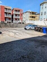 8 Conrad St in Boston, MA - Foto de edificio - Building Photo