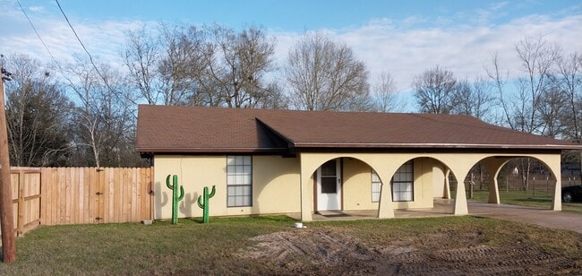 property at 608 Mayflower Ln