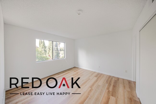 property at 11817 Victory Blvd