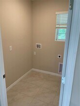 29310 Armoyan Bv in Leesburg, FL - Building Photo - Building Photo