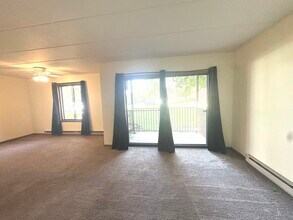 641 Briar Hill Ln in Addison, IL - Building Photo - Building Photo