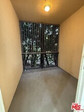 962 S Gramercy Dr in Los Angeles, CA - Building Photo - Building Photo