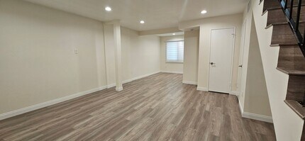 8655 Orion Ave in Los Angeles, CA - Building Photo - Building Photo