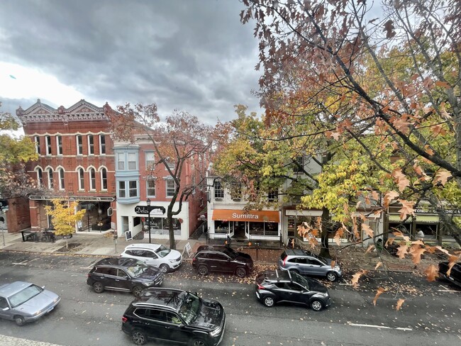 11 E Patrick St in Frederick, MD - Building Photo - Building Photo