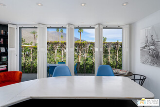 940 E Murray Canyon Dr in Palm Springs, CA - Building Photo - Building Photo