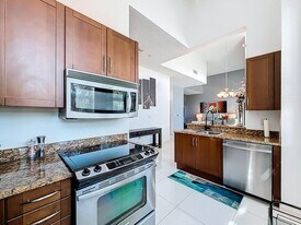 450 N Federal Hwy in Boynton Beach, FL - Building Photo