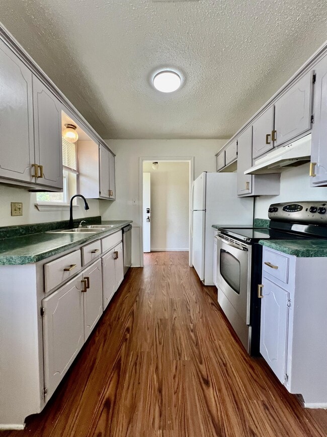 422 Beacon Ave in Norman, OK - Building Photo - Building Photo