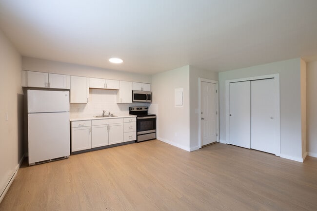 Discover Peaceful Living at Black Creek Apartments in Highland, NY - Building Photo - Interior Photo