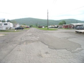 Route 12 S & Gilmour in Norwich, NY - Building Photo - Building Photo