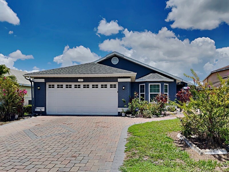 103 Coralwood Cir in Kissimmee, FL - Building Photo