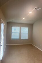 14408 Castleford Dr in Manor, TX - Foto de edificio - Building Photo