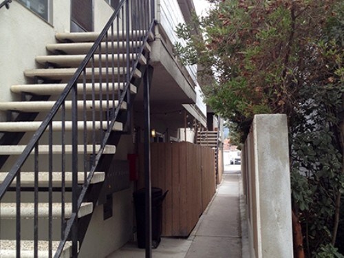 208 Avenue H-Unit -01 in Redondo Beach, CA - Building Photo - Building Photo