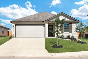 21276 Millstream Bnd in San Antonio, TX - Building Photo