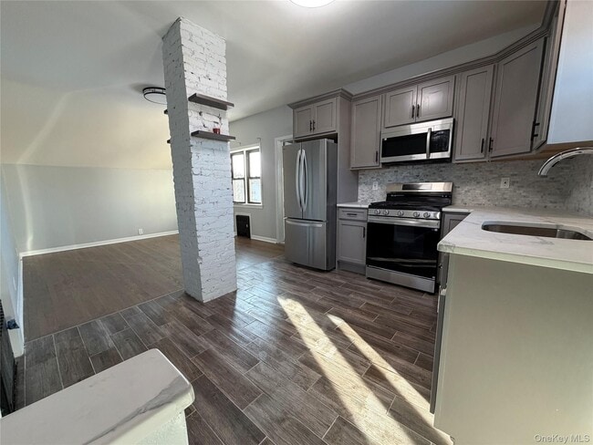 property at 61 Ridgewood Ave