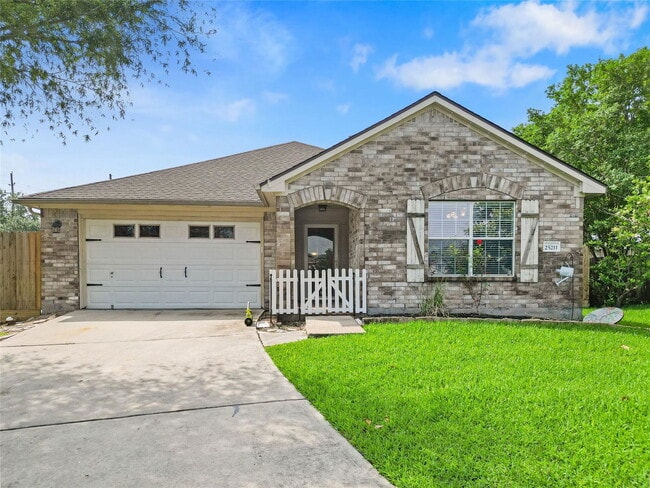 25211 Barmby Dr in Tomball, TX - Building Photo - Building Photo