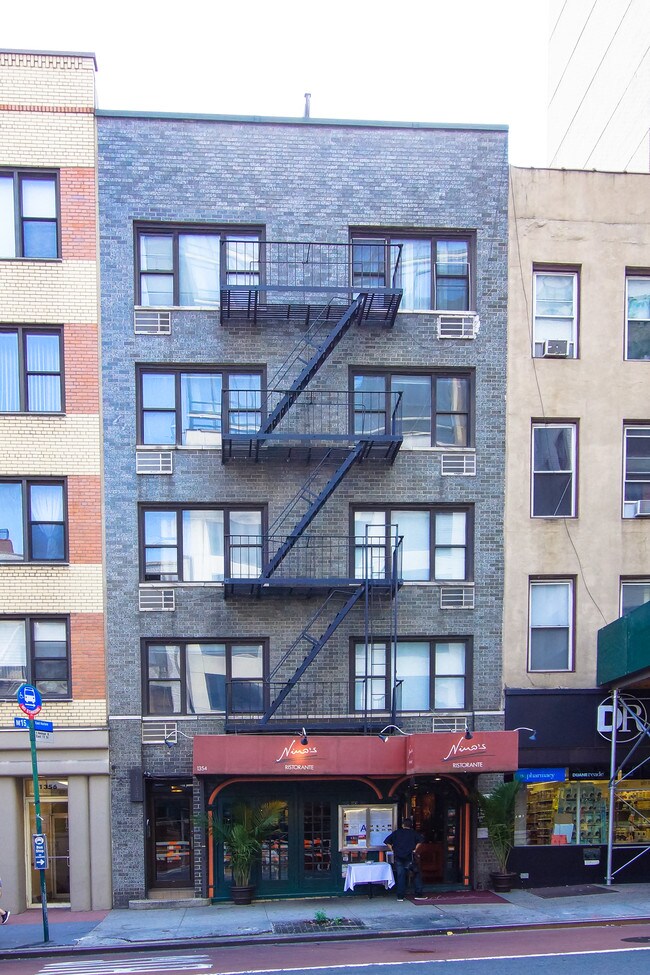 1354 1st Ave in New York, NY - Building Photo - Building Photo