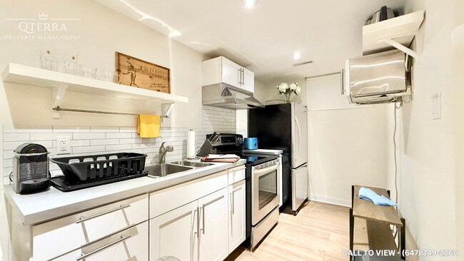 1536 Beechlawn Dr in Pickering, ON - Building Photo - Building Photo