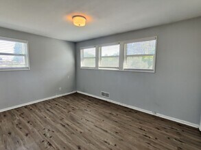 2115 Symons St in Richland, WA - Building Photo - Building Photo