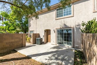 1600 Box Step Dr in Henderson, NV - Building Photo - Building Photo