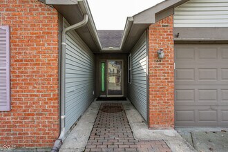 9653 Aberdeen Ct in Fishers, IN - Building Photo - Building Photo