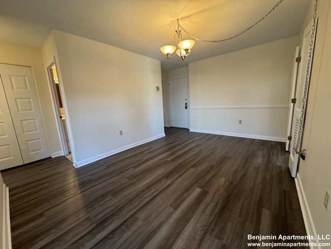 375 Massachusetts Ave, Unit 49 in Arlington, MA - Foto de edificio - Building Photo