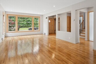 5424 N Virginia Ave in Chicago, IL - Foto de edificio - Building Photo
