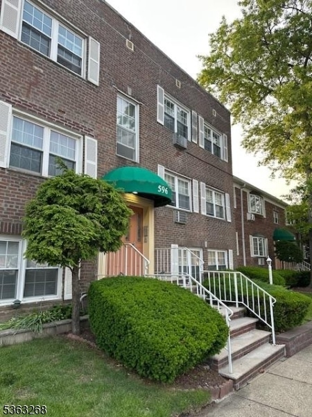 property at 596 Chestnut St