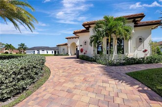 130 SE Fiore Bello in Port St. Lucie, FL - Building Photo - Building Photo