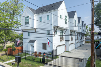 Martin Street Terrace in Houston, TX - Building Photo - Building Photo