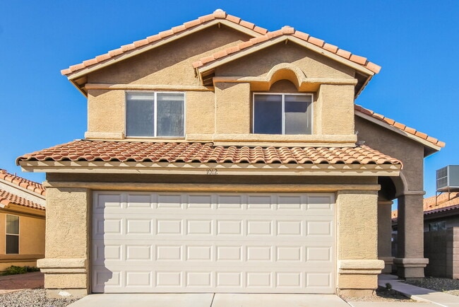 property at 1012 N Blackstone Dr