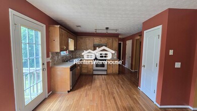 30 Pembroke Pl in Covington, GA - Building Photo - Building Photo