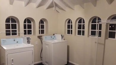 119 Cibao Ct in Coral Gables, FL - Building Photo - Building Photo