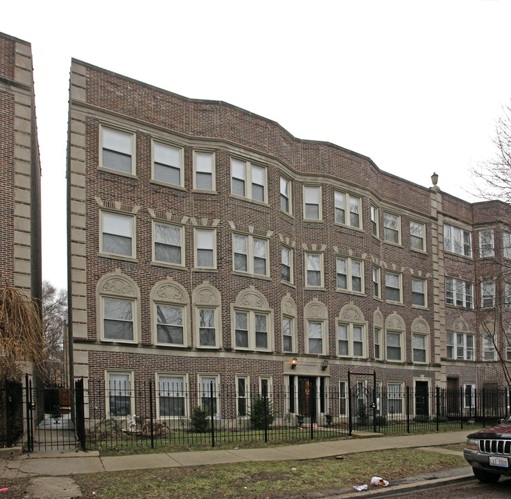 6117-6119 N Hoyne Ave in Chicago, IL - Building Photo