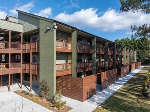 Lofts on Jewell in Gainesville, GA - Foto de edificio - Building Photo