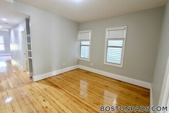 460 Saratoga St, Unit 2 in Boston, MA - Building Photo - Building Photo